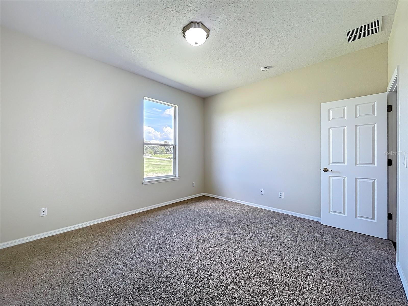 Image 45 of 82 For 10119 Tween Waters Street