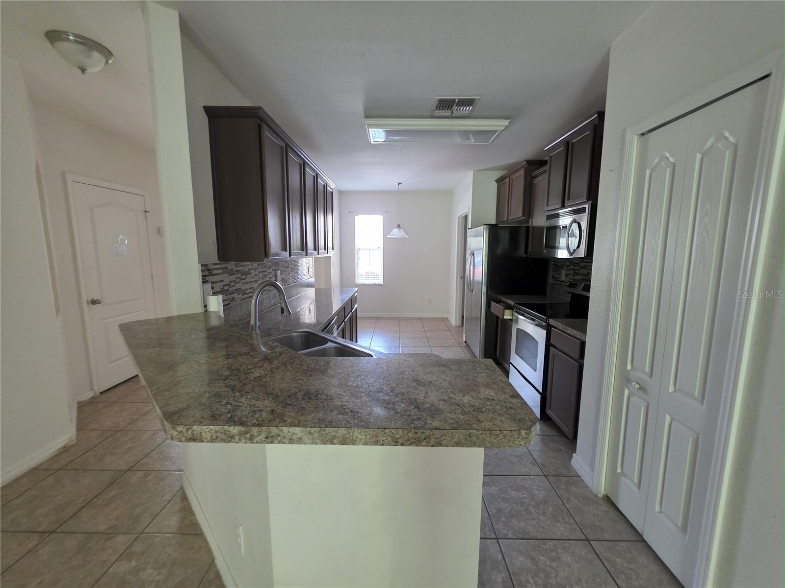 Image 3 of 18 For 727 Lake Douglas Drive