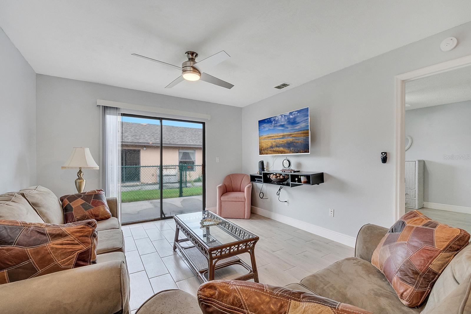 Image 15 of 28 For 2033 Caribbean Drive S 2033