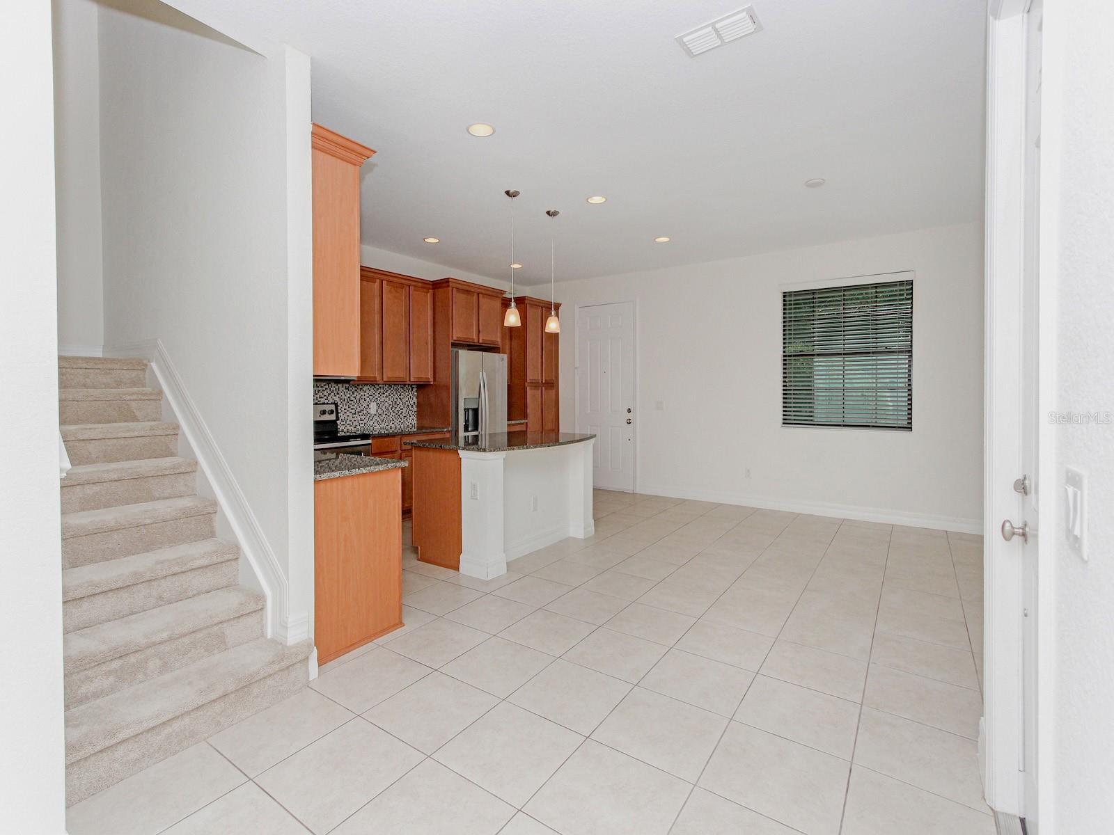 Image 11 of 60 For 10070 Eagle Creek Center Boulevard