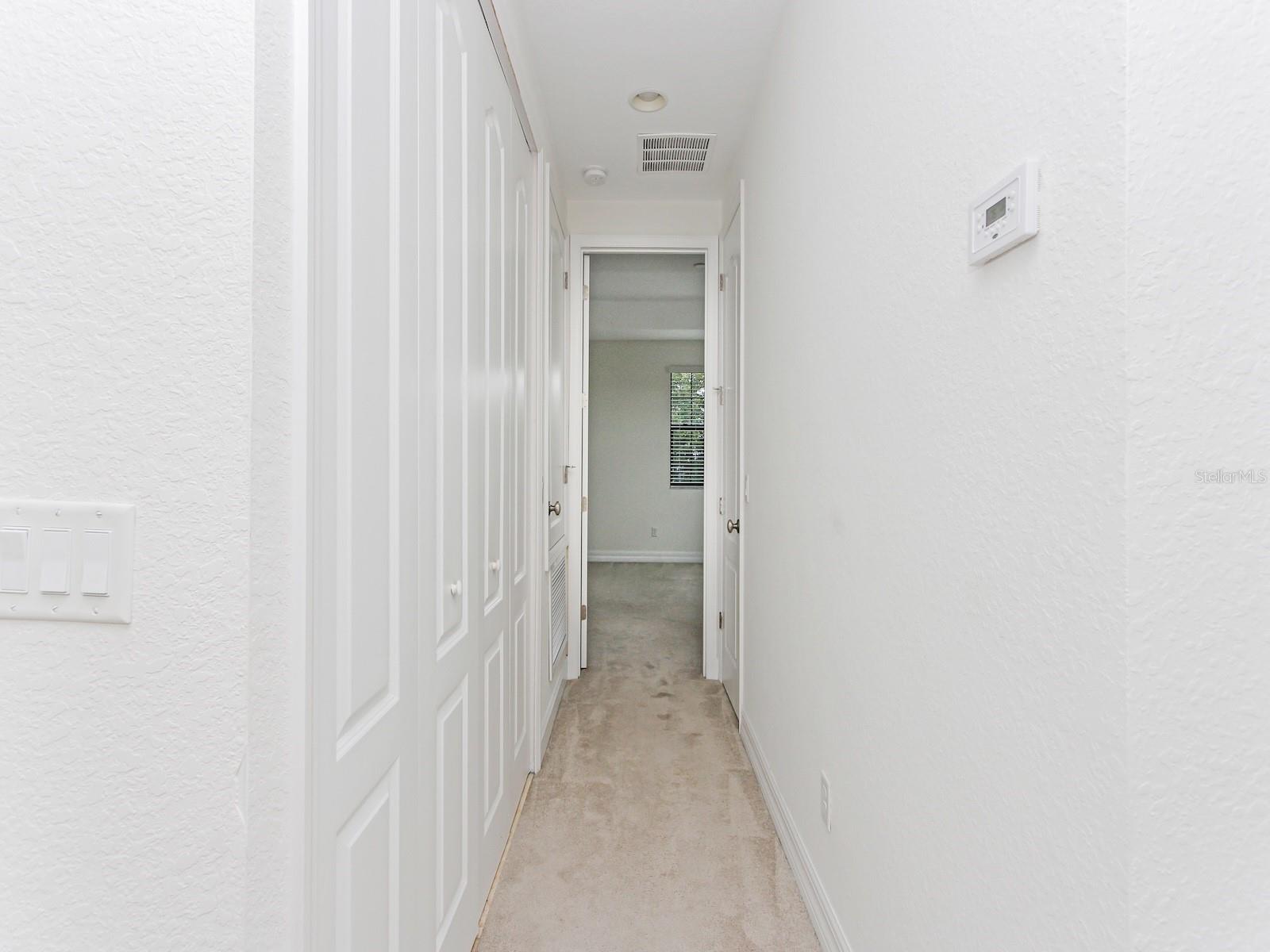 Image 39 of 60 For 10070 Eagle Creek Center Boulevard