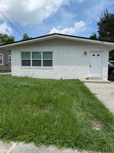 Image 2 of 12 For 823 Concord Street