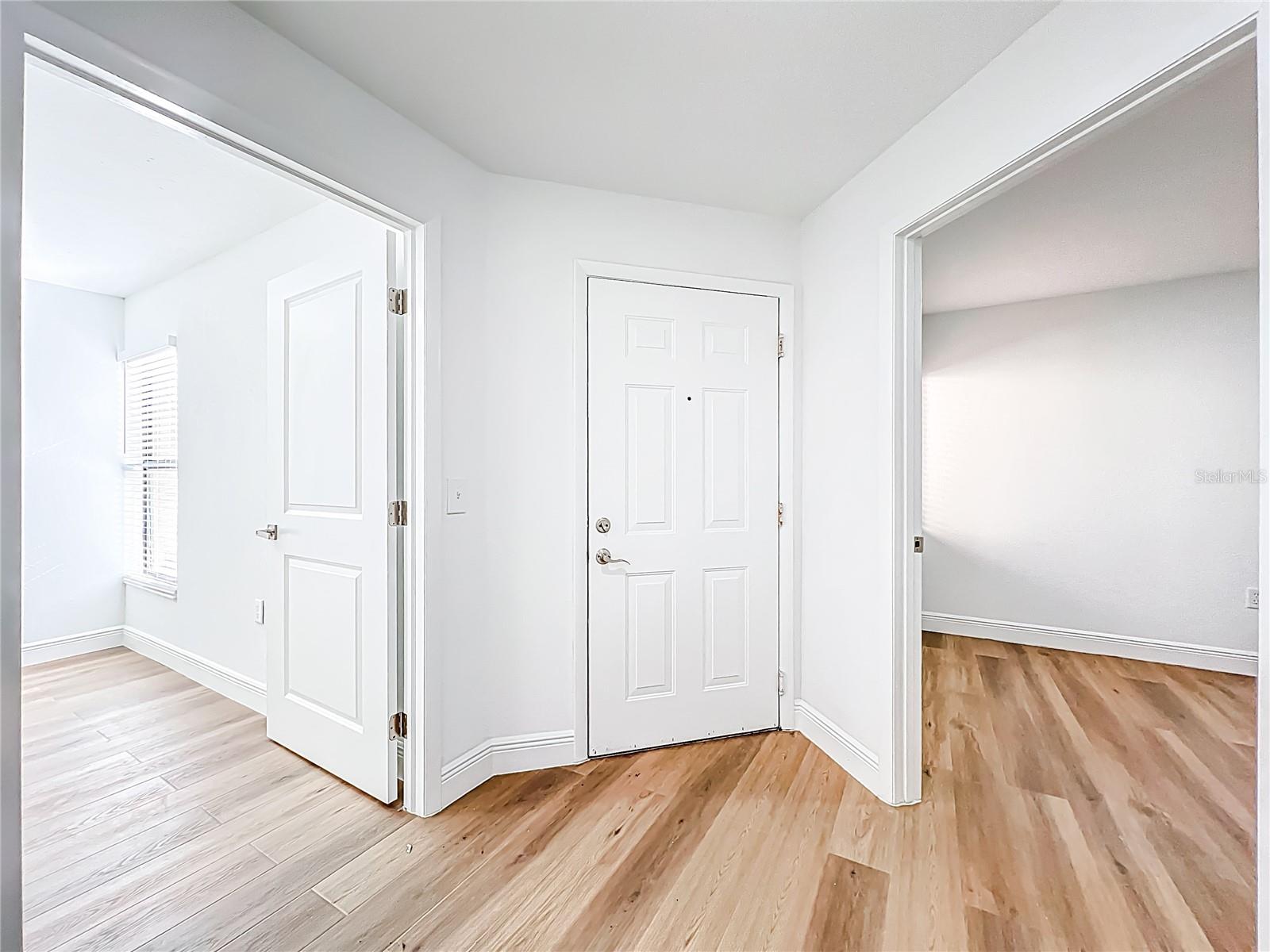Image 21 of 42 For 7713 Sugar Bend Drive 7713