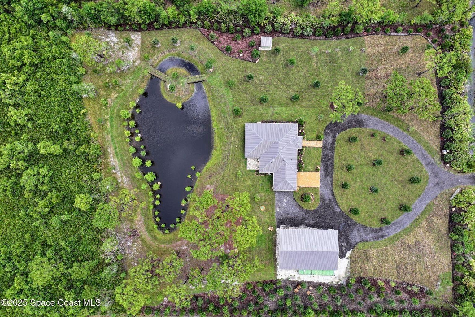 Image 17 of 38 For 7330 Crabgrass Road
