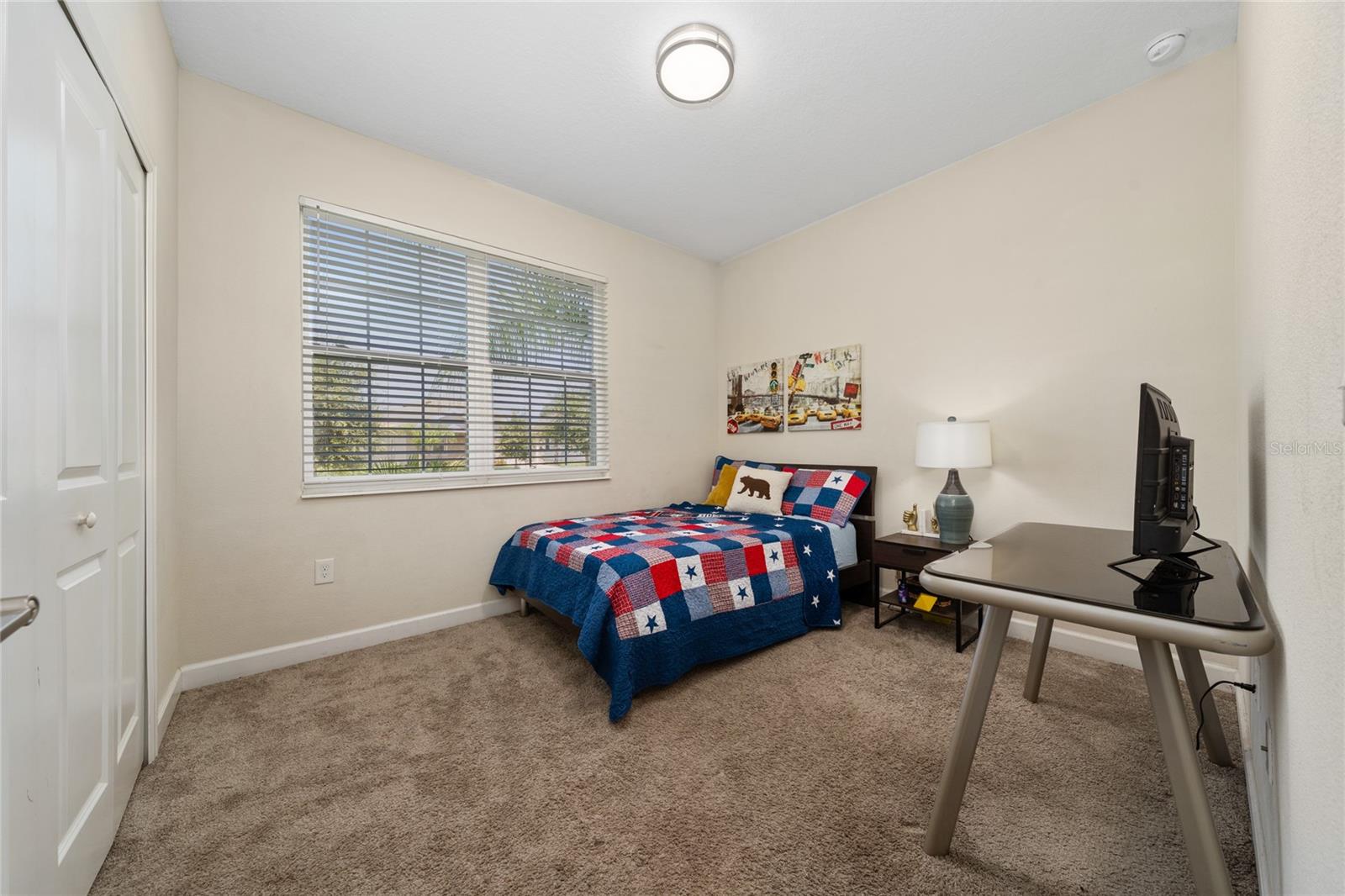 Image 10 of 42 For 8914 Fallen Oak Drive 377