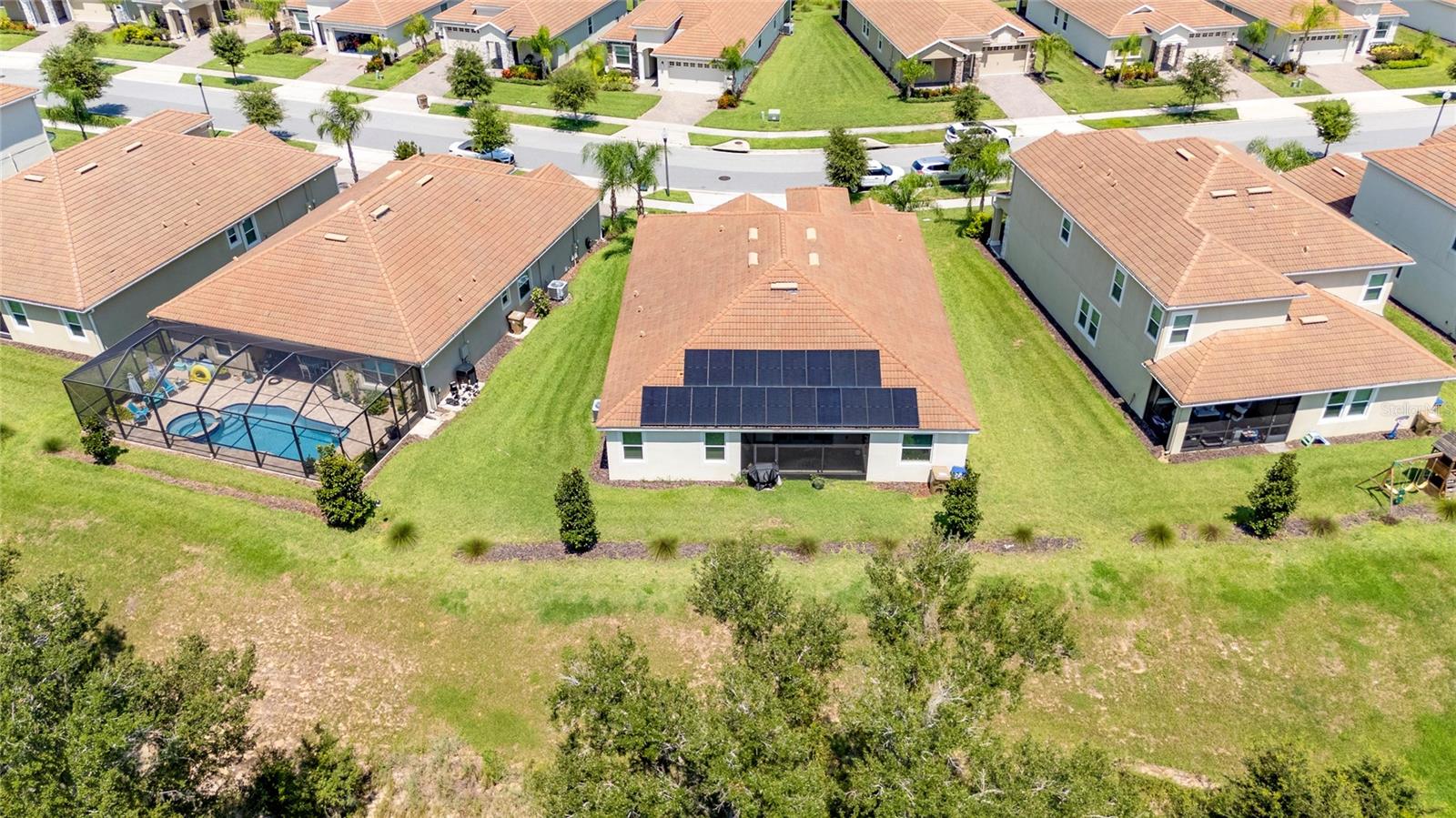 Image 2 of 42 For 8914 Fallen Oak Drive 377