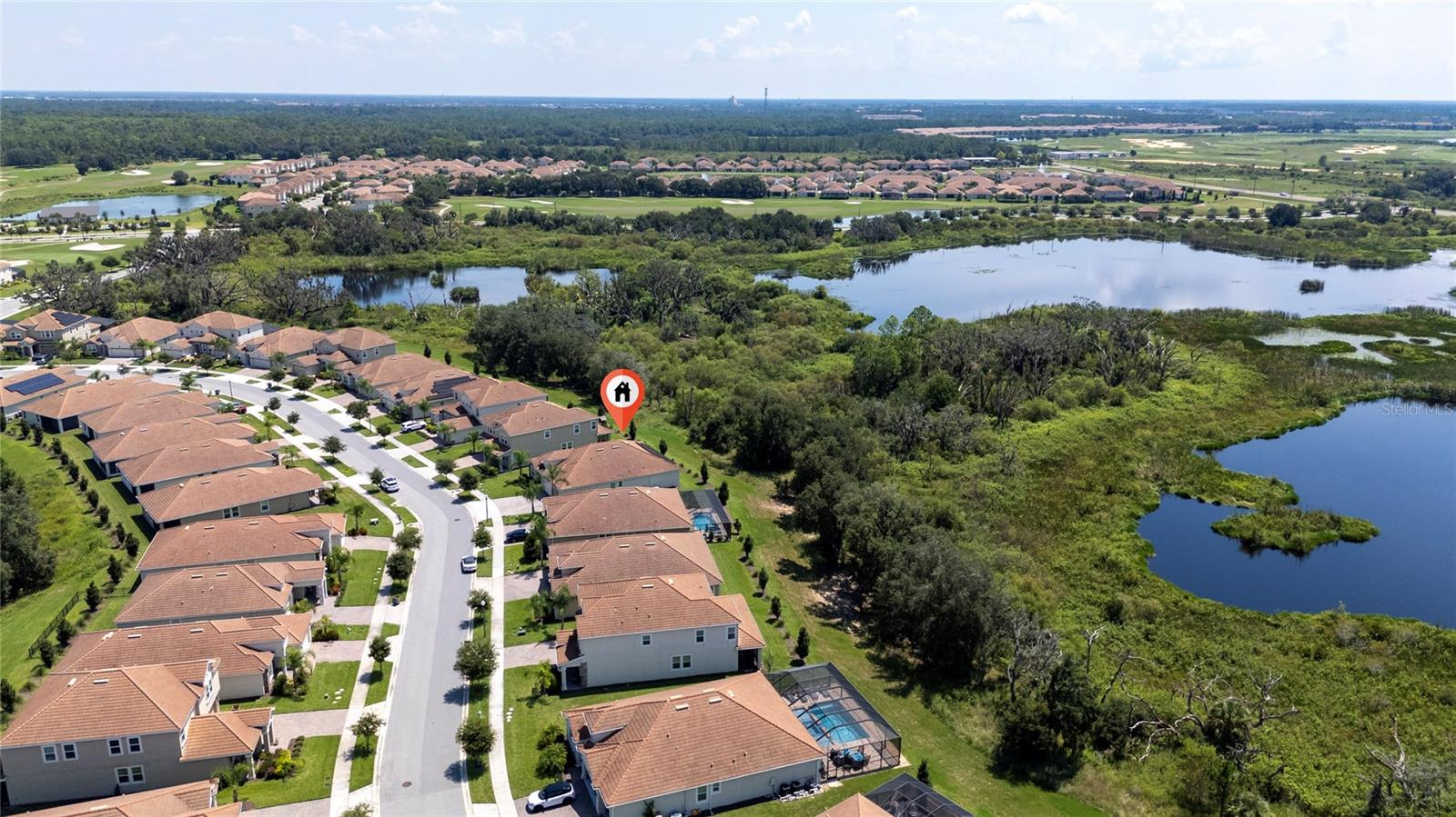 Image 33 of 42 For 8914 Fallen Oak Drive 377