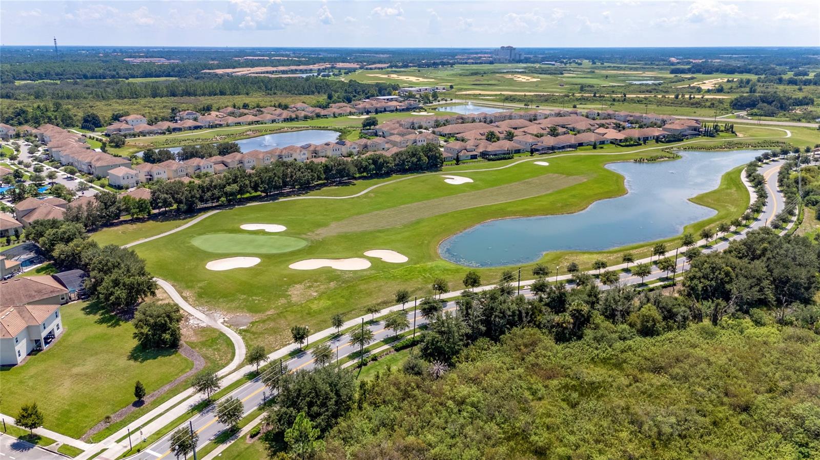 Image 35 of 42 For 8914 Fallen Oak Drive 377