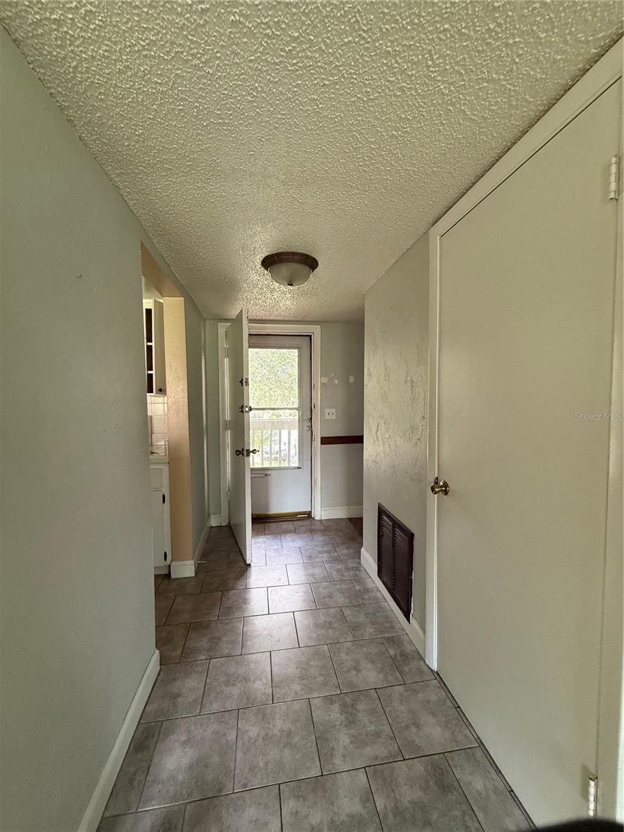 Image 2 of 16 For 6090 Peregrine Avenue C07