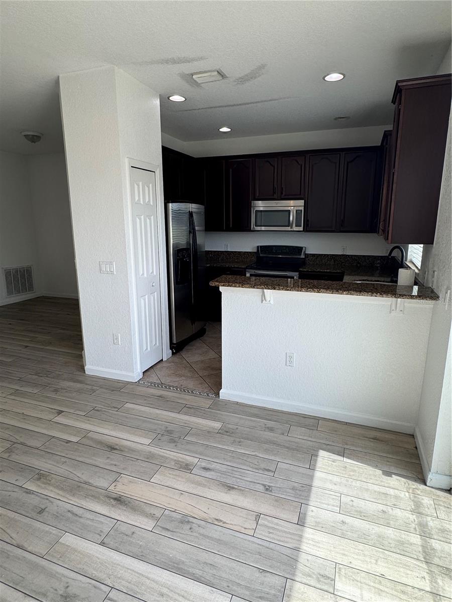 Image 8 of 25 For 3496 Allegra Circle