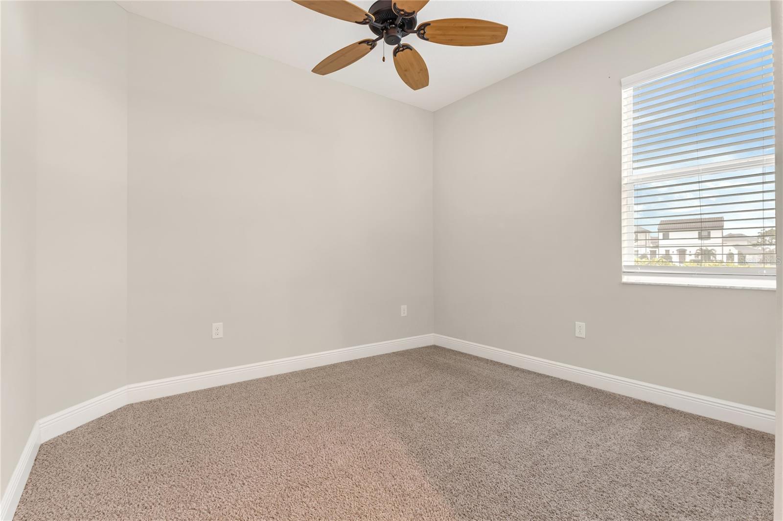 Image 18 of 28 For 2610 Addison Drive