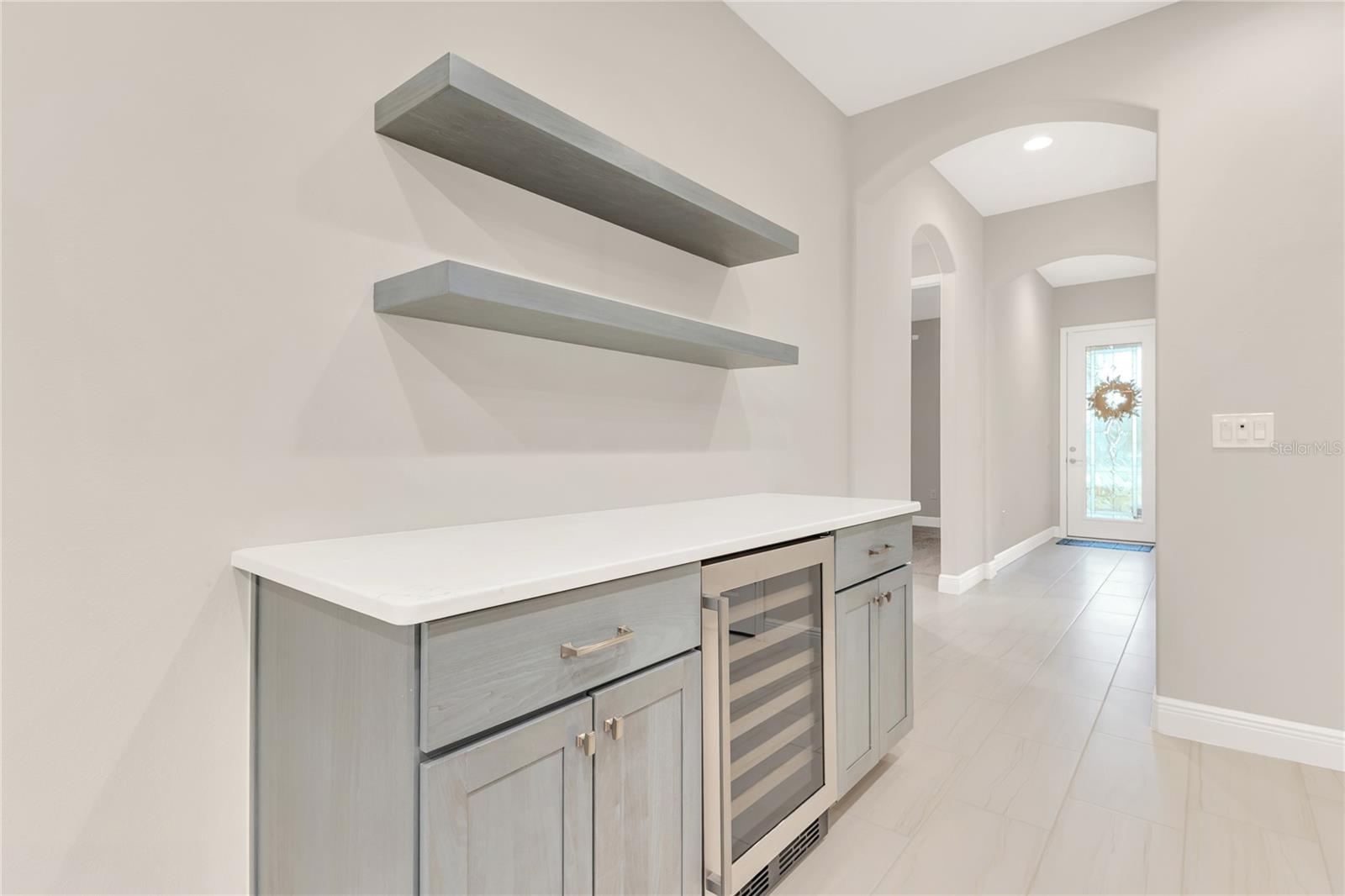 Image 7 of 28 For 2610 Addison Drive