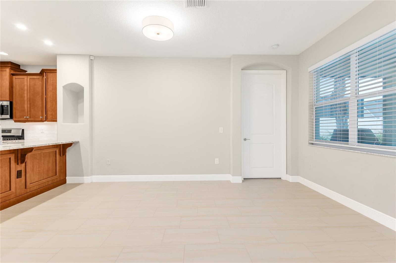 Image 9 of 28 For 2610 Addison Drive
