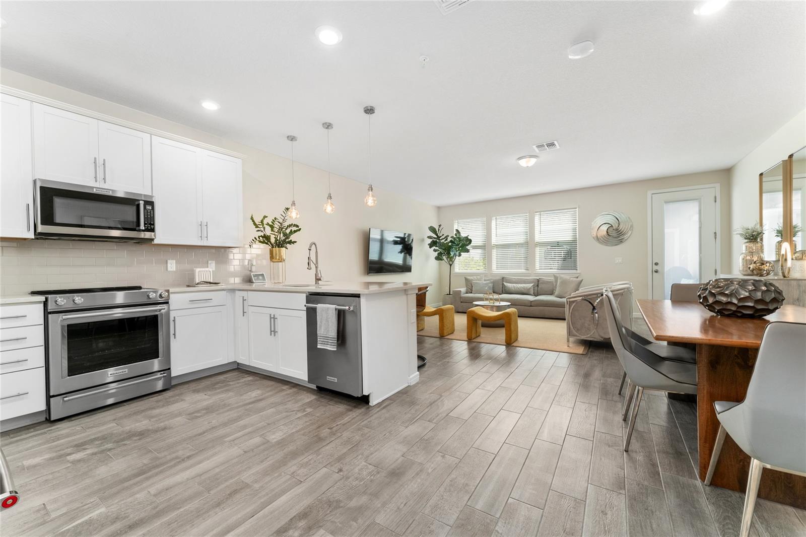 Image 4 of 44 For 14416 Orchid Island Drive