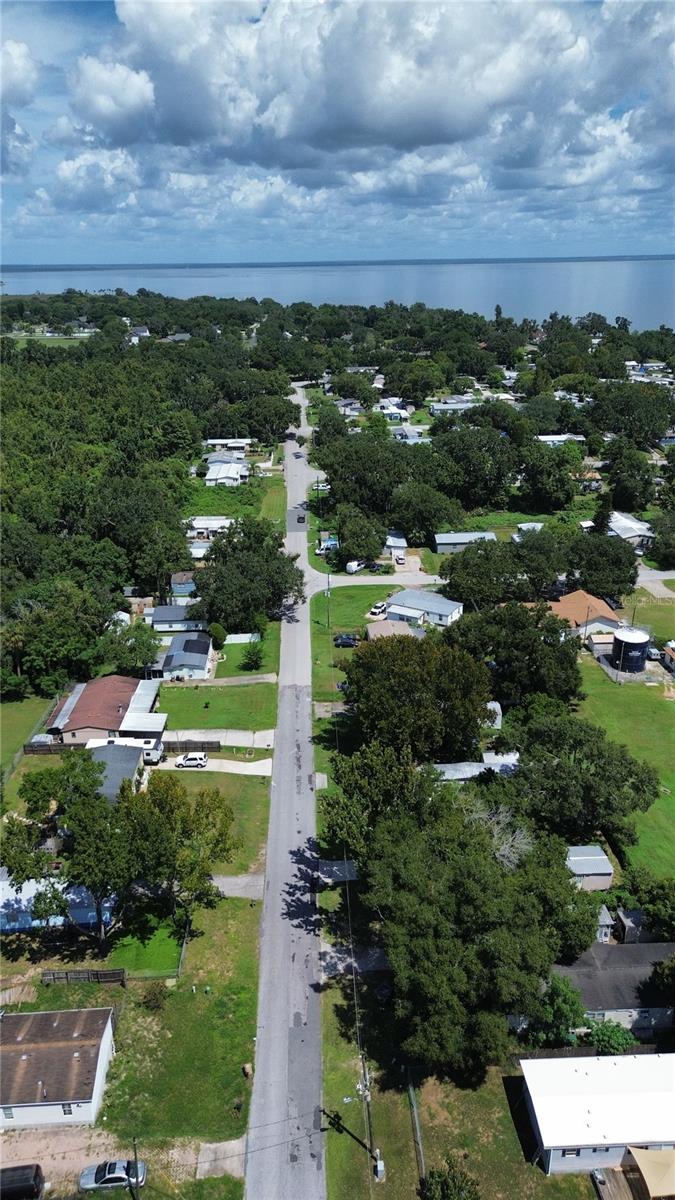 Image 50 of 55 For 16909 Bay Avenue
