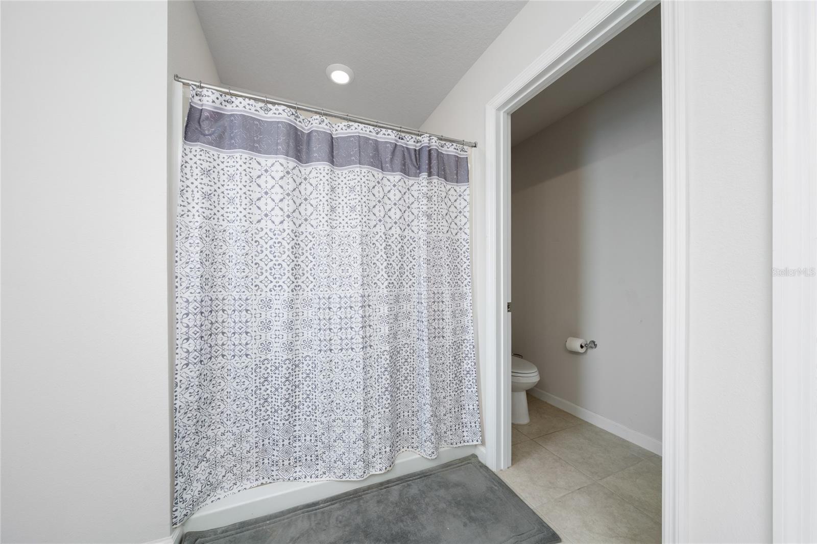 Image 31 of 49 For 1663 Gentle Breeze Drive