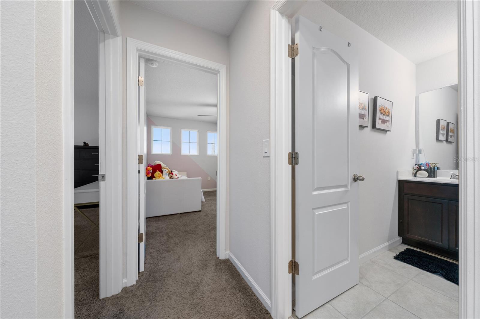 Image 33 of 49 For 1663 Gentle Breeze Drive
