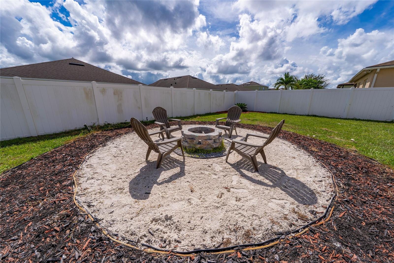 Image 9 of 49 For 1663 Gentle Breeze Drive