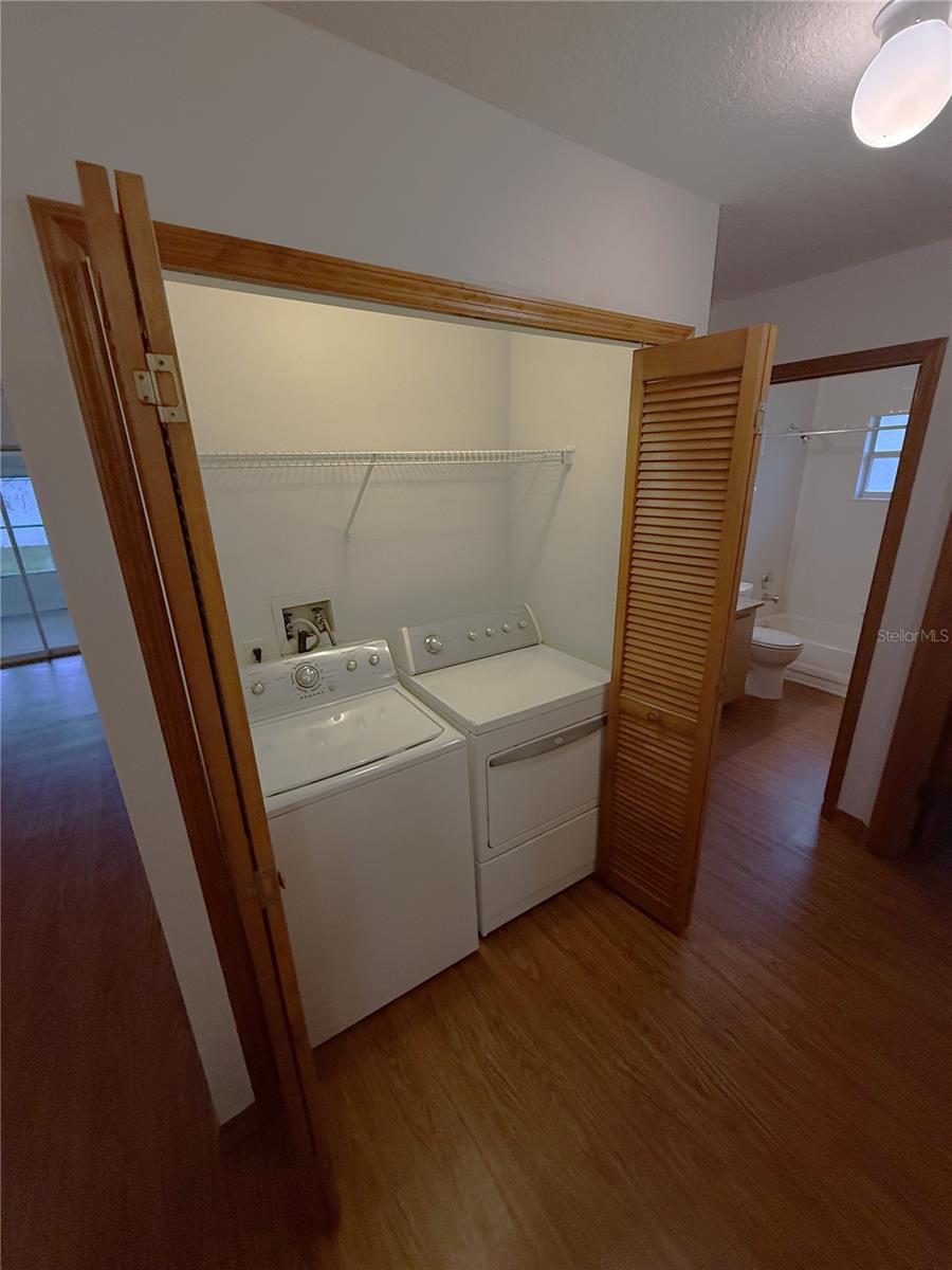 Image 17 of 19 For 3249 Villa Way Circle