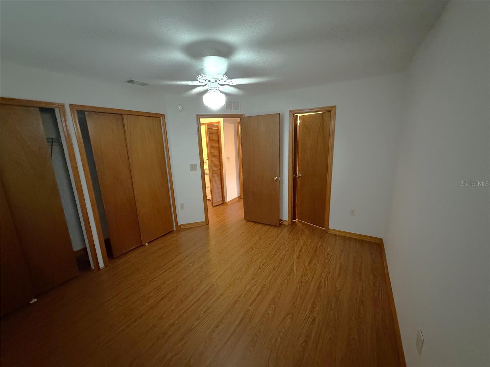 Image 8 of 19 For 3249 Villa Way Circle
