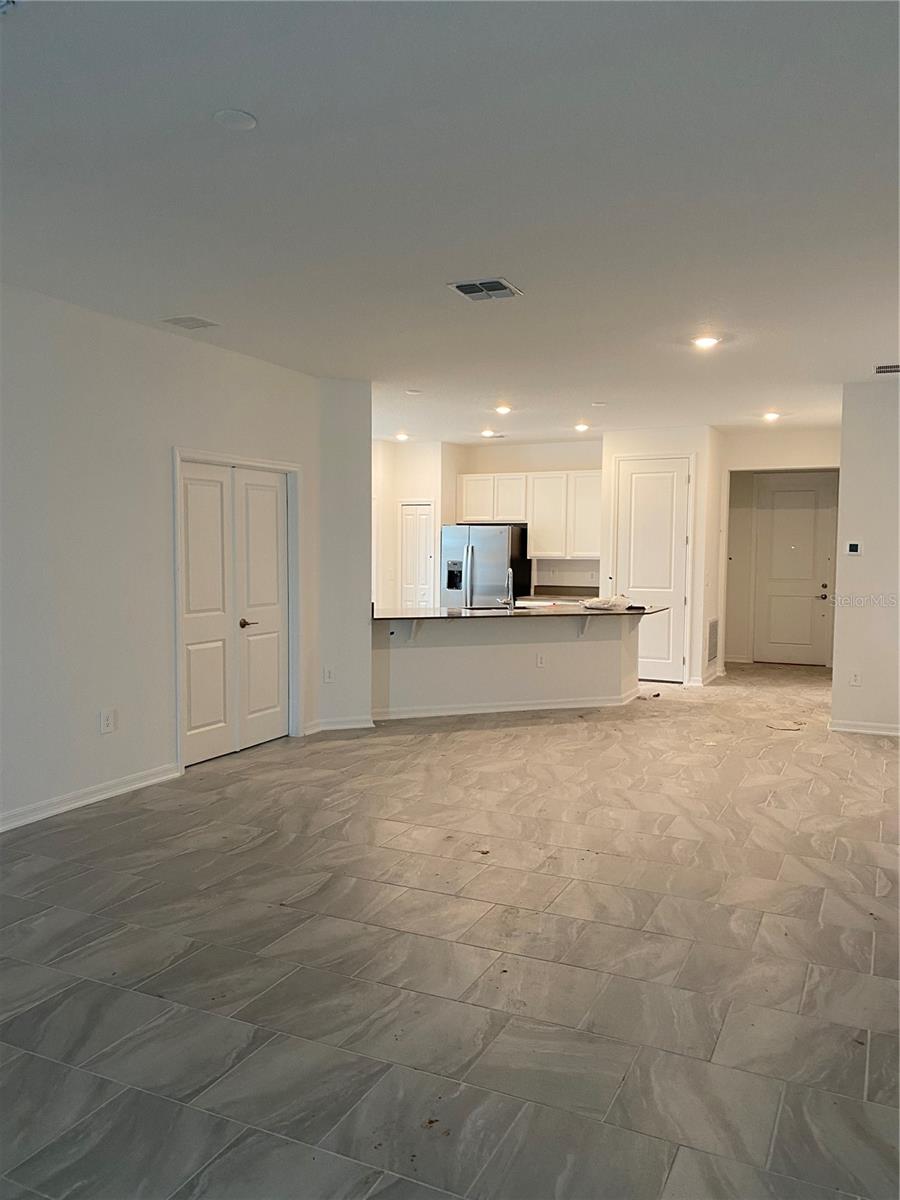 Image 6 of 20 For 577 Silver Palm Drive
