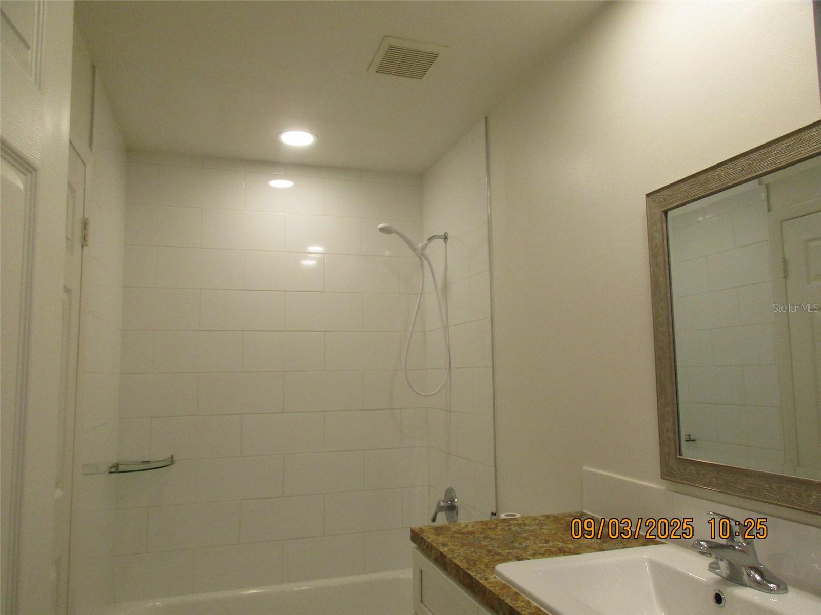 Image 11 of 20 For 833 Florida Parkway