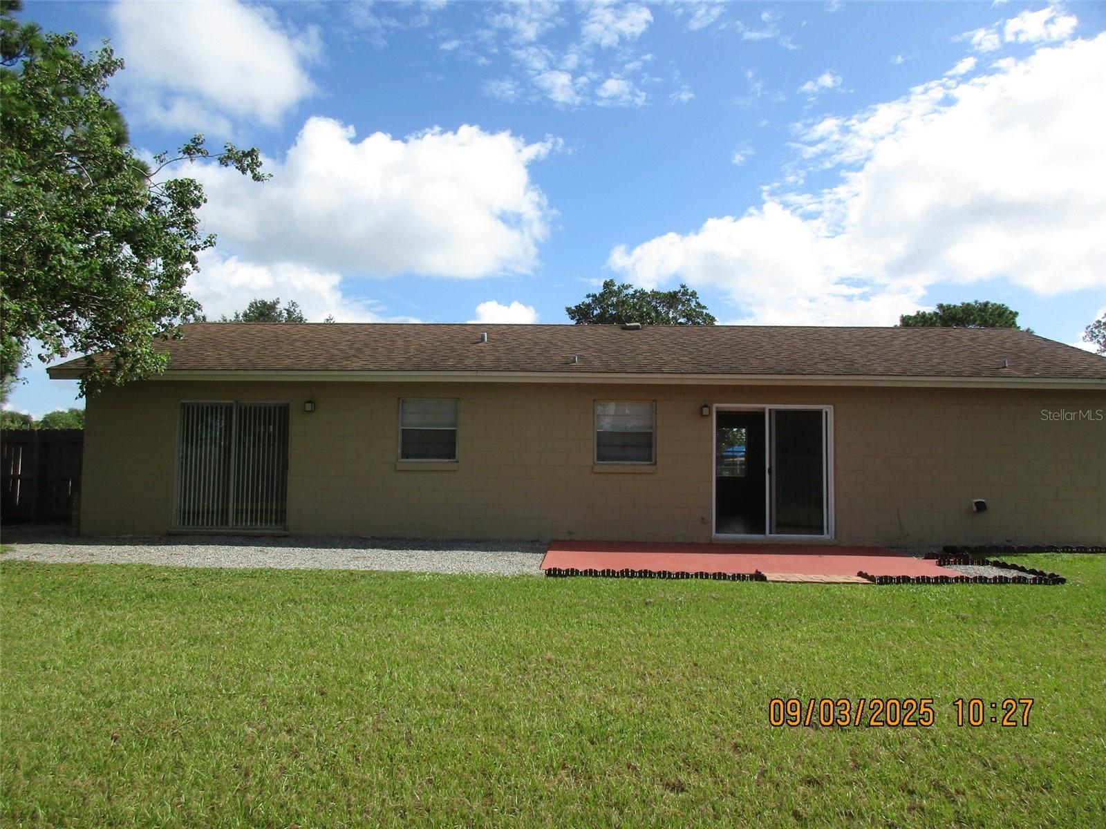 Image 17 of 20 For 833 Florida Parkway