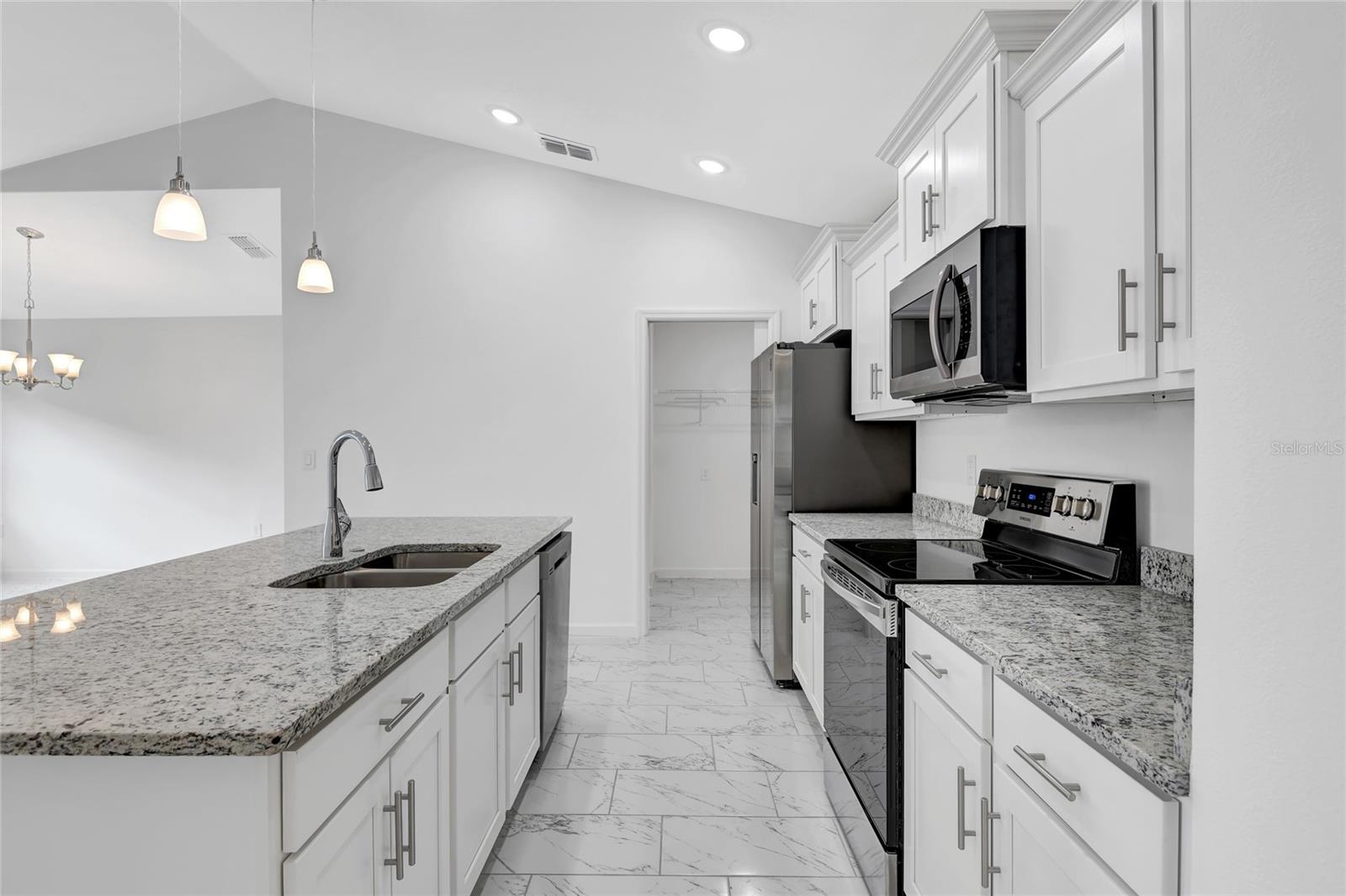 Image 4 of 20 For 231 Amesbury Lane