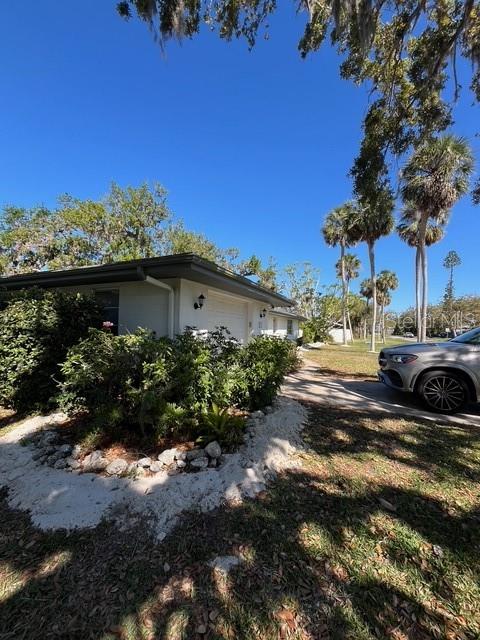 Image 24 of 62 For 355 Highland Shores Drive
