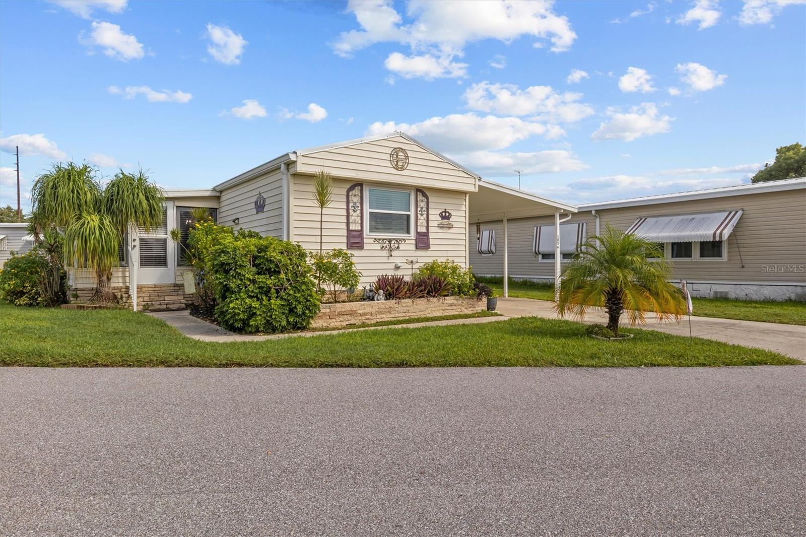 Image 3 of 36 For 105 Candlewood Drive