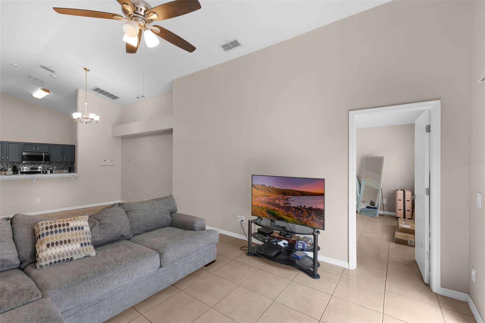 Image 11 of 23 For 129 Brushcreek Drive