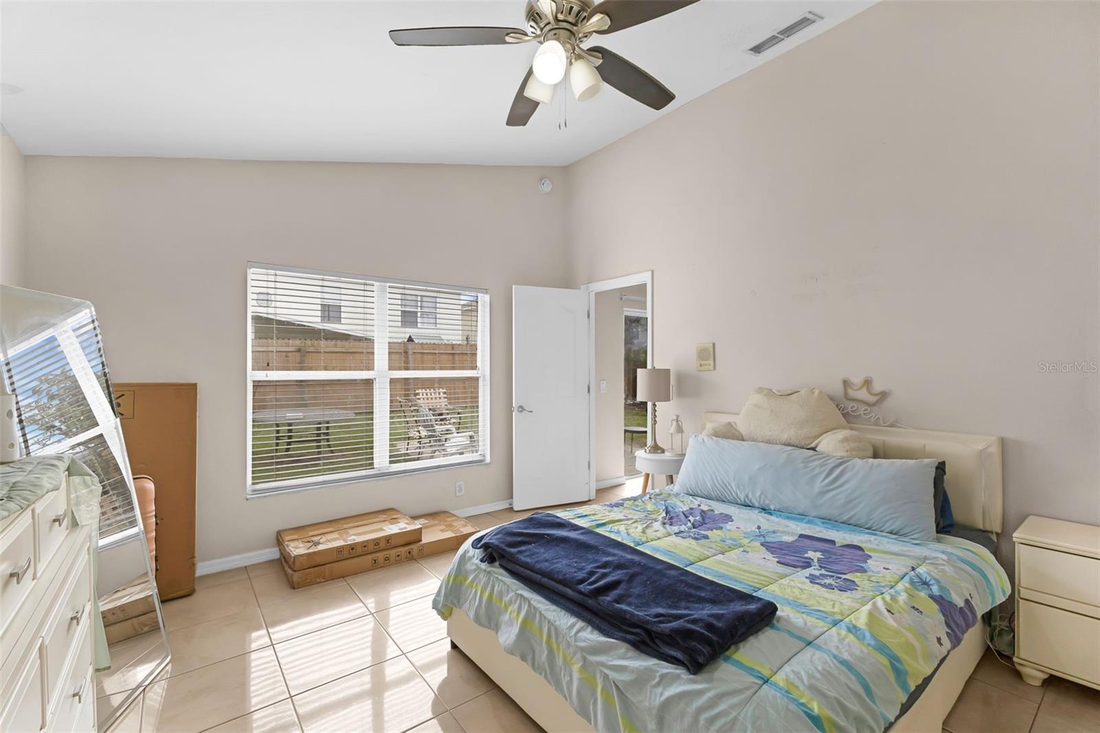 Image 12 of 23 For 129 Brushcreek Drive