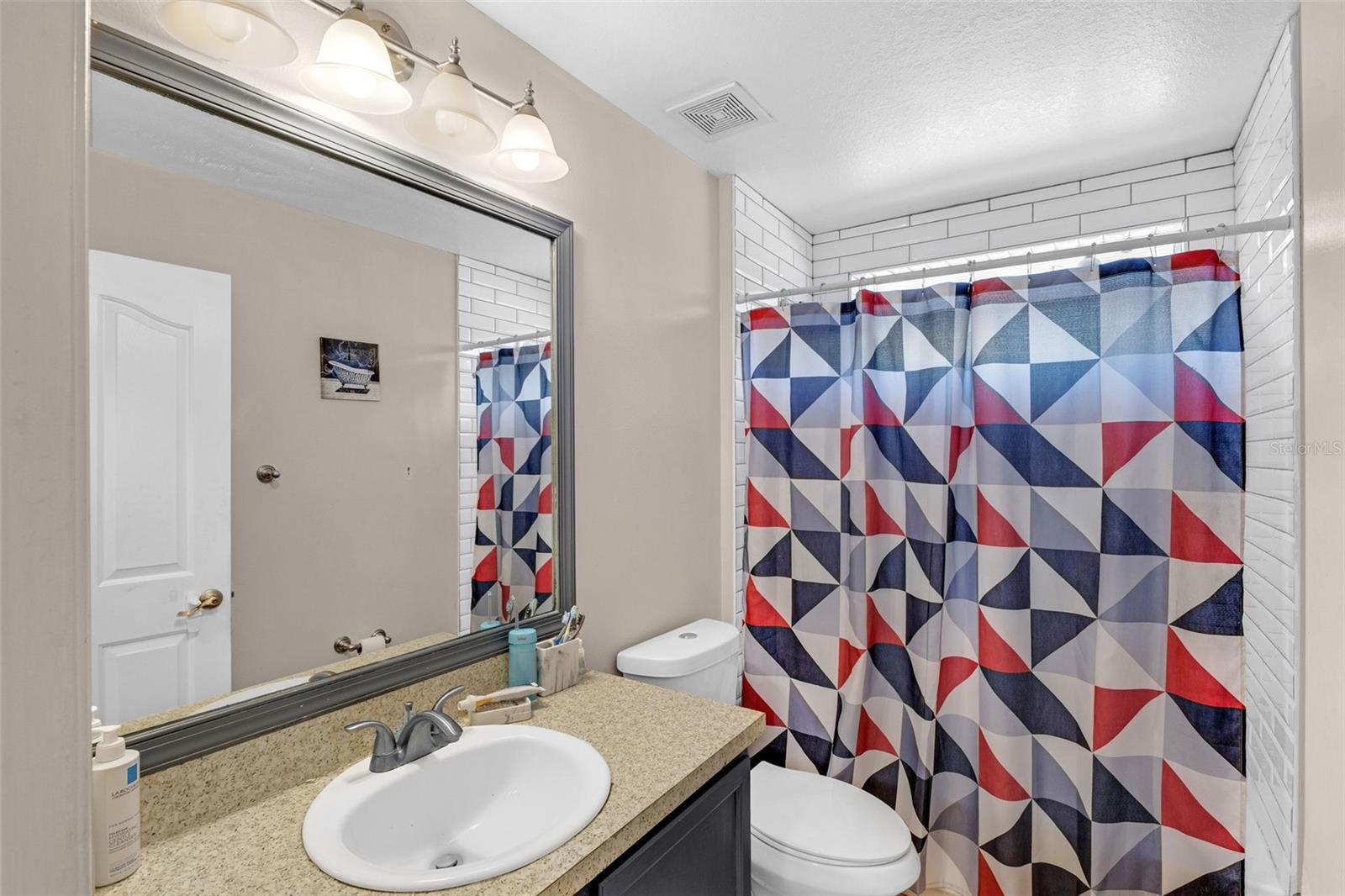 Image 17 of 23 For 129 Brushcreek Drive