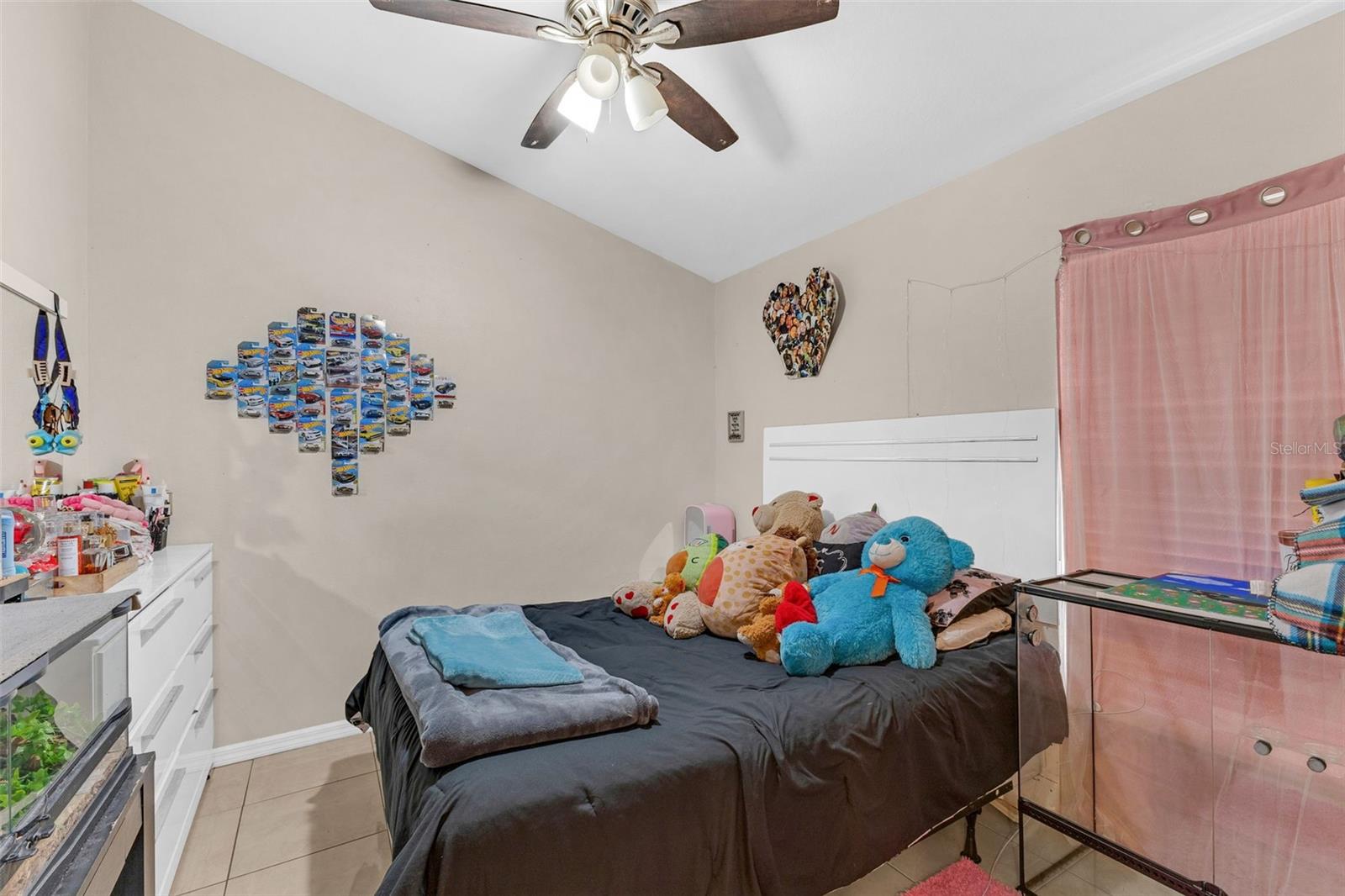 Image 19 of 23 For 129 Brushcreek Drive