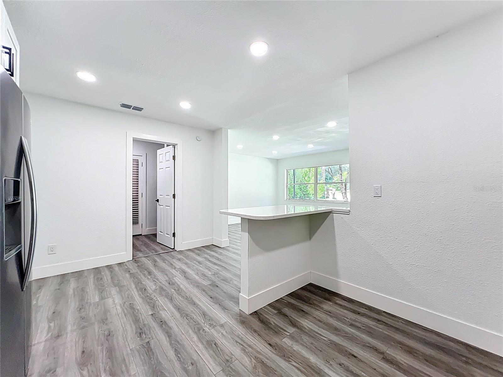 Image 16 of 56 For 2922 11th Street