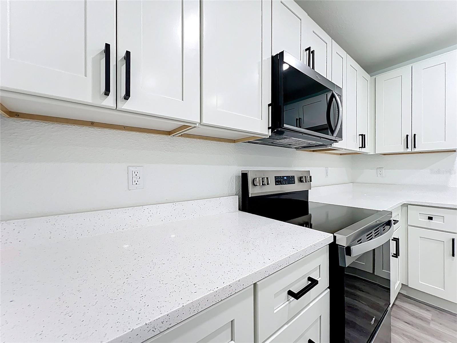 Image 18 of 56 For 2922 11th Street