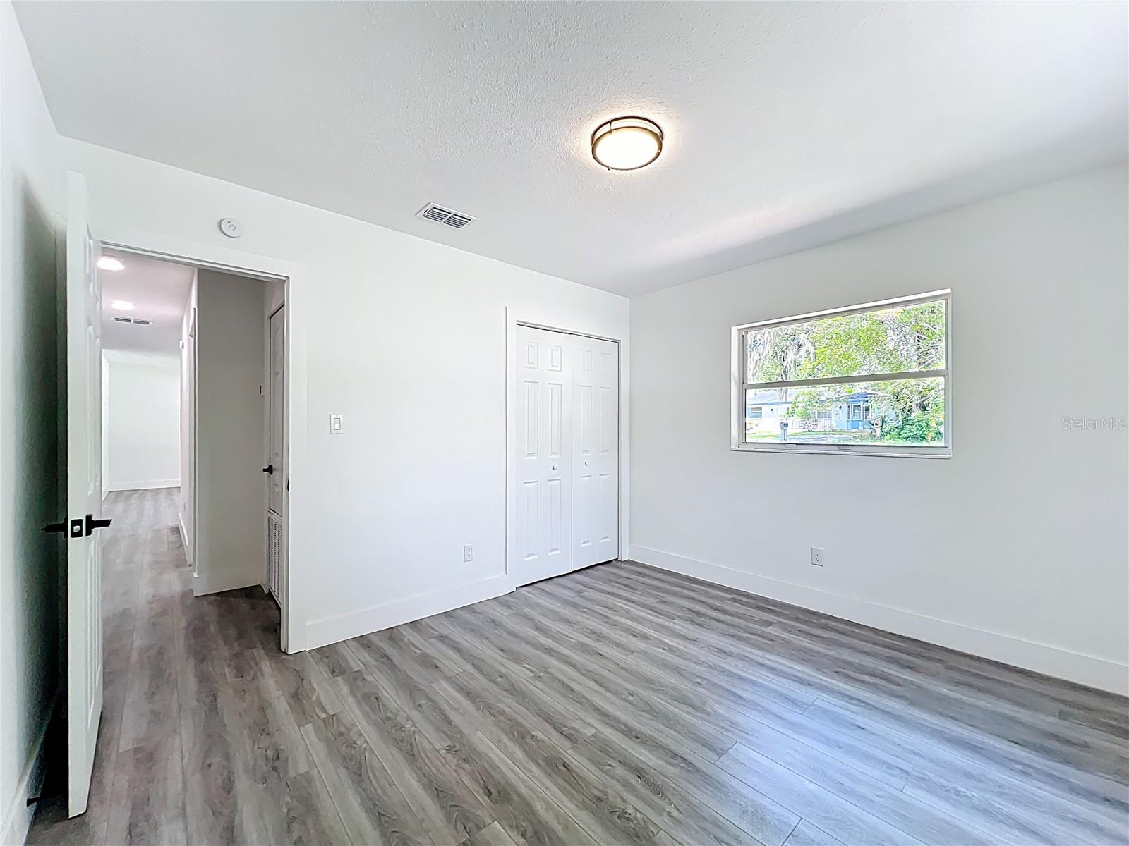 Image 24 of 56 For 2922 11th Street