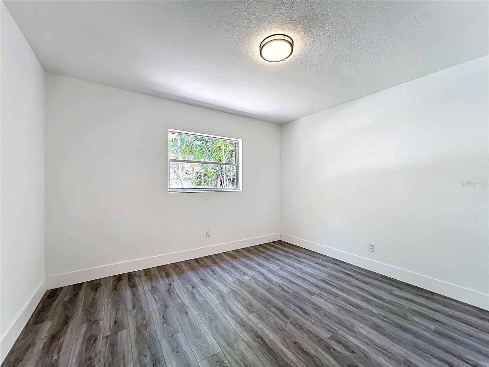 Image 26 of 56 For 2922 11th Street