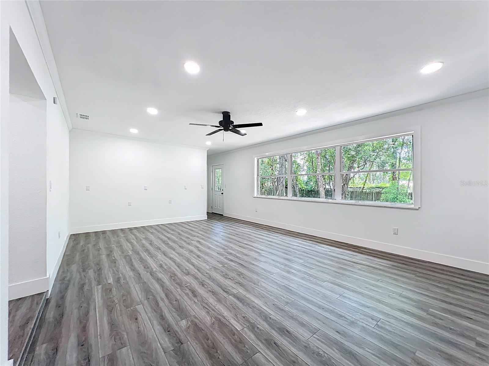 Image 31 of 56 For 2922 11th Street