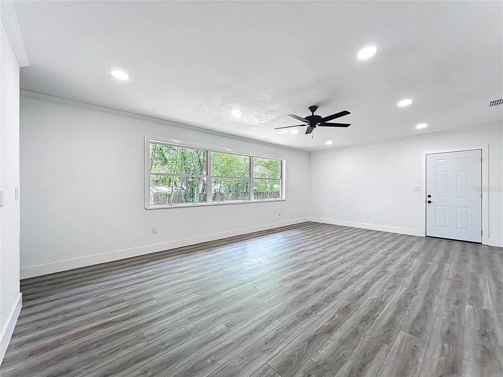 Image 35 of 56 For 2922 11th Street