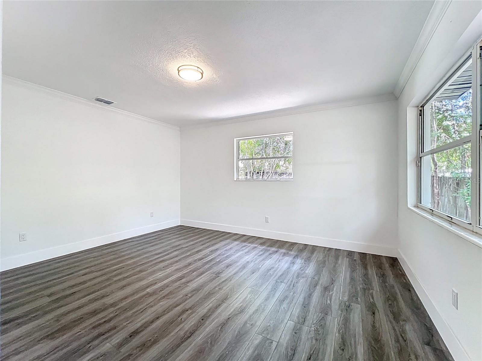 Image 36 of 56 For 2922 11th Street