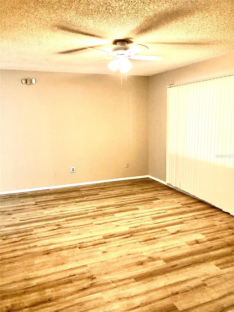 Image 2 of 12 For 4507 Three Lakes Circle