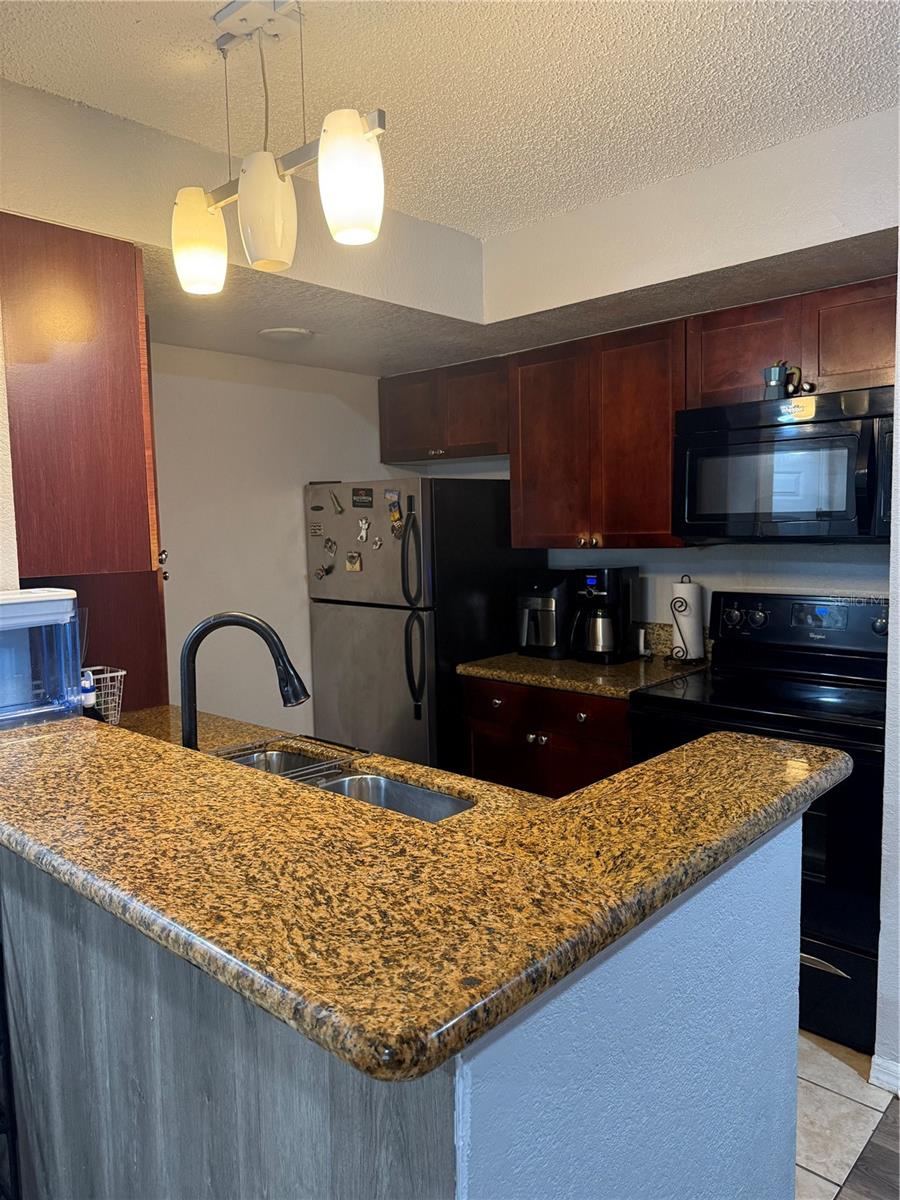 Image 3 of 12 For 5120 Conroy Road 22