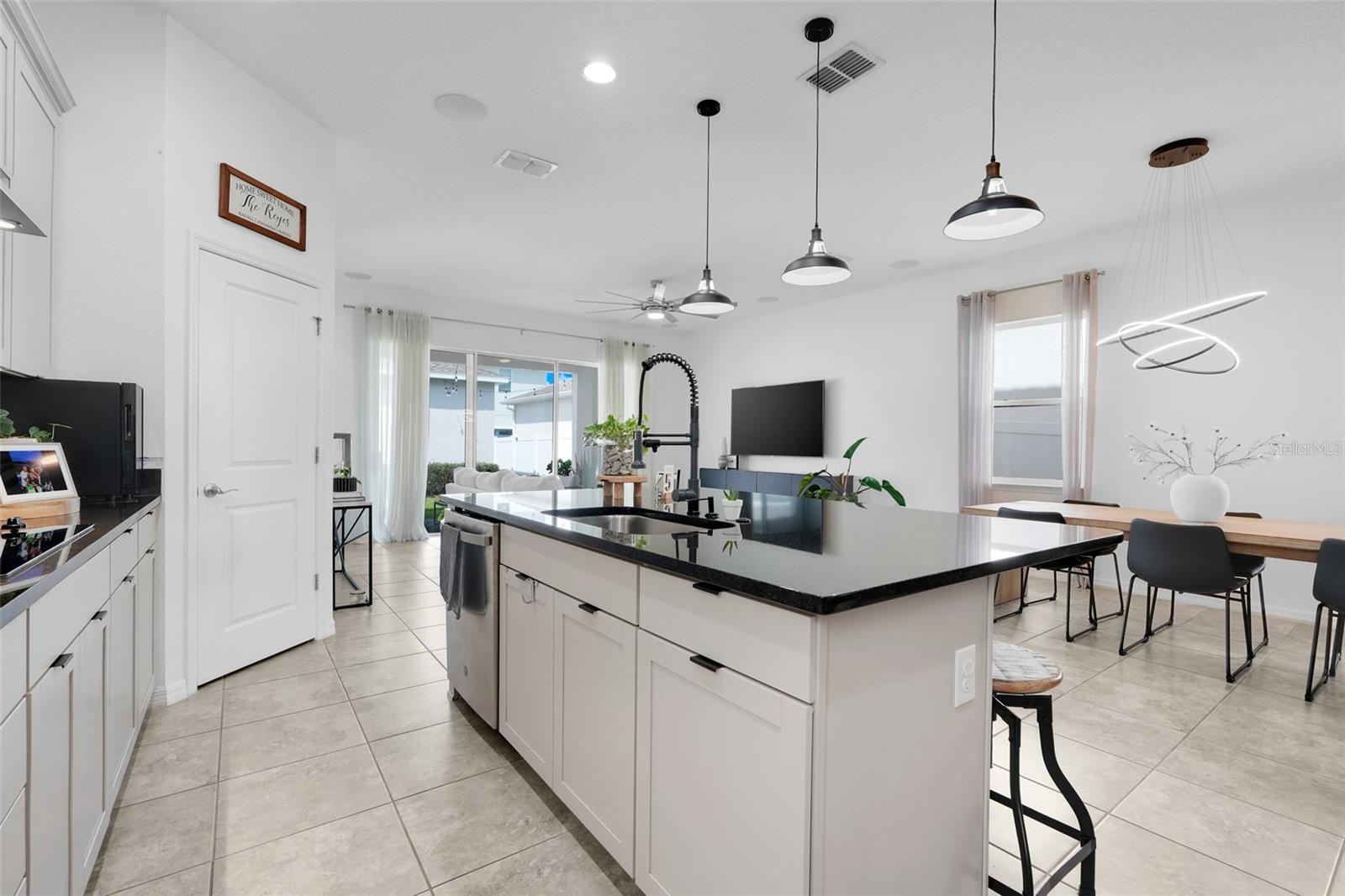 Image 12 of 41 For 15363 Gilligan Court