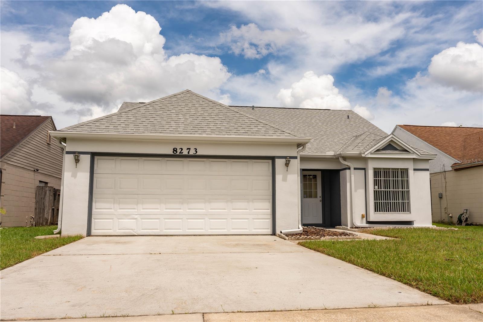 Image 3 of 28 For 8273 Cascade Oaks Drive