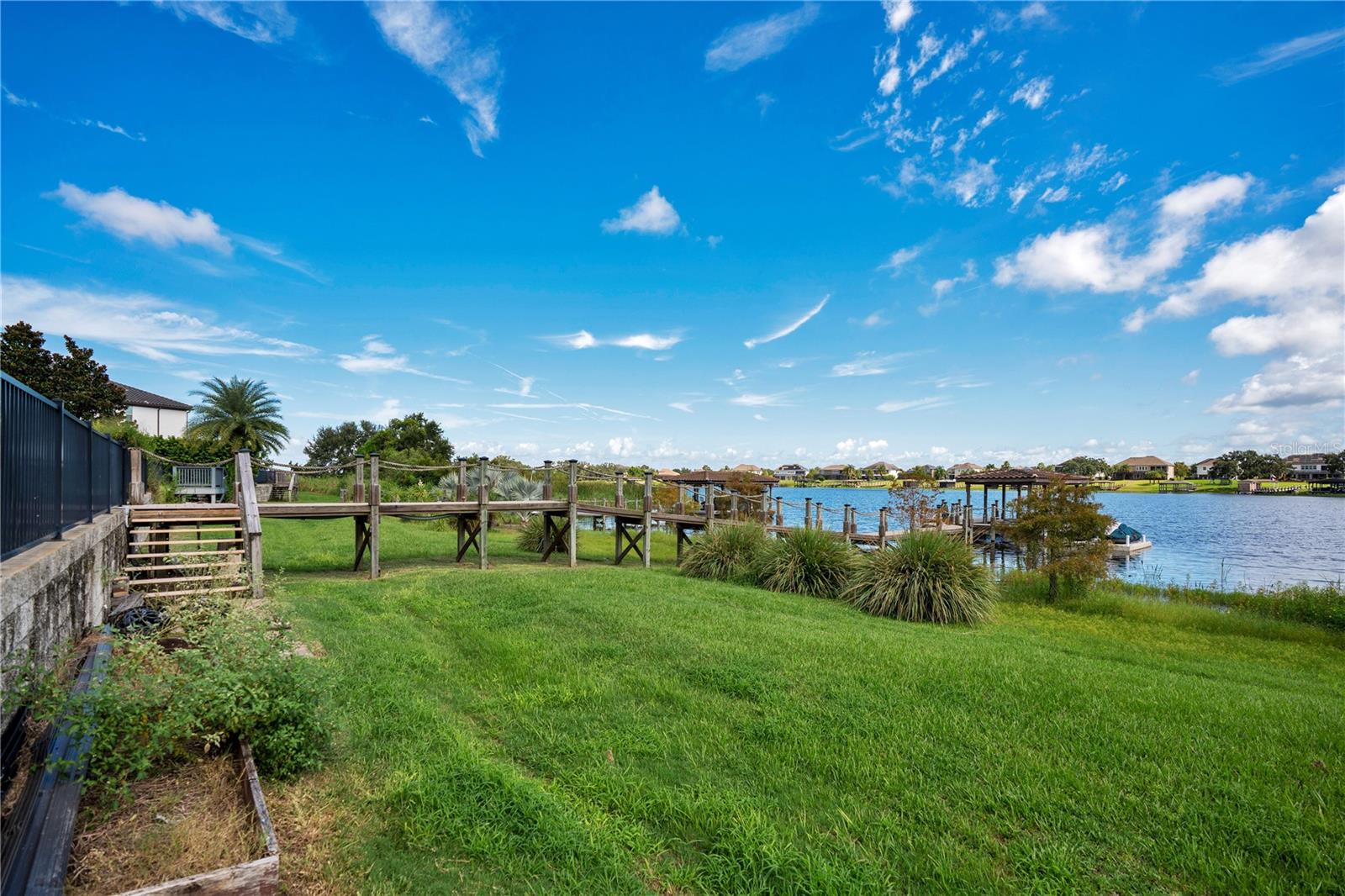 Image 25 of 100 For 16653 Broadwater Avenue