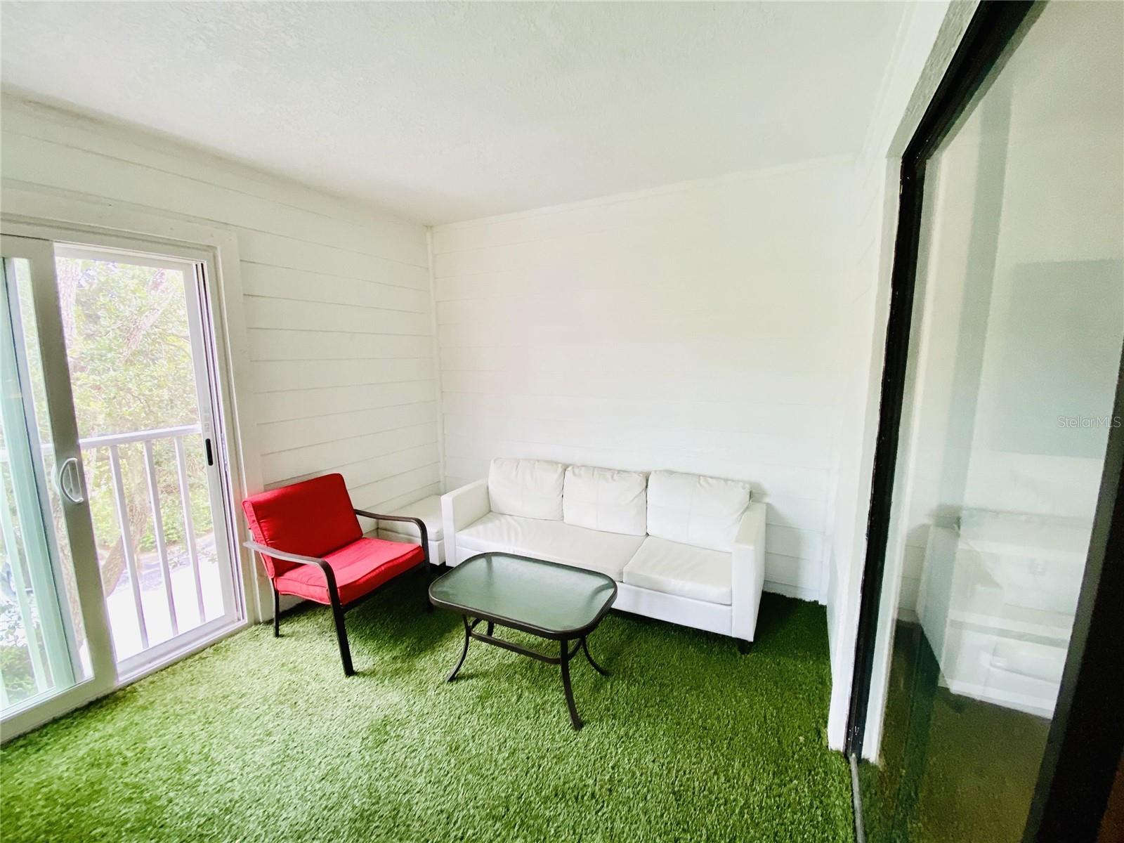 Image 16 of 22 For 225 Tropical Trail 312