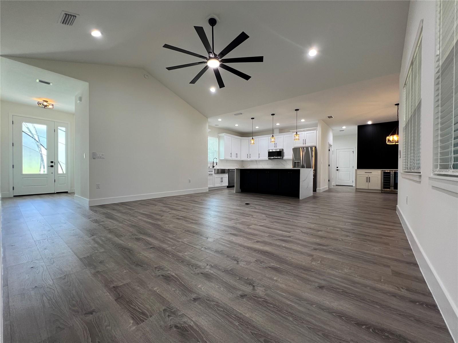 Image 15 of 46 For 140 Mitnik Drive