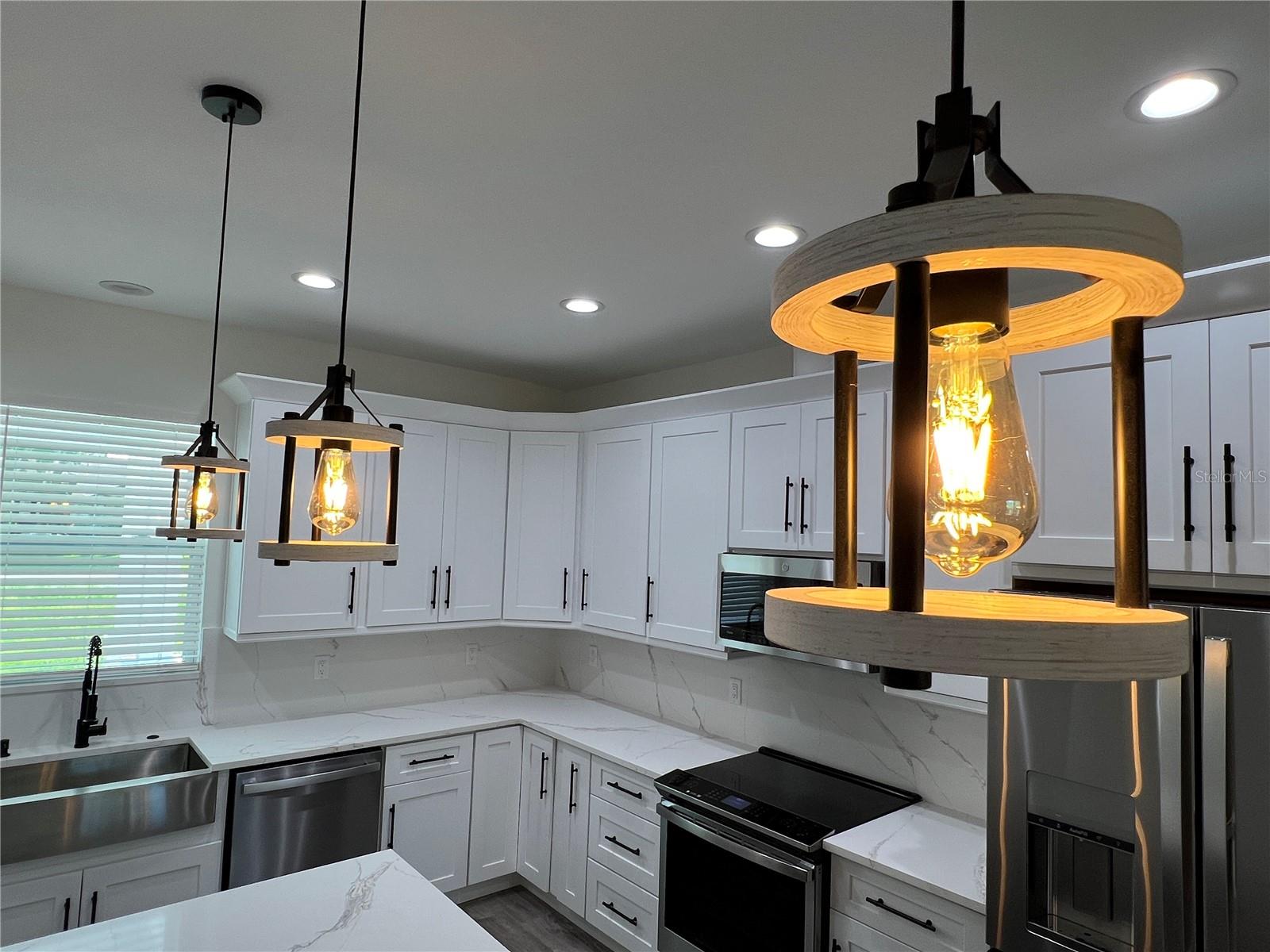 Image 20 of 46 For 140 Mitnik Drive