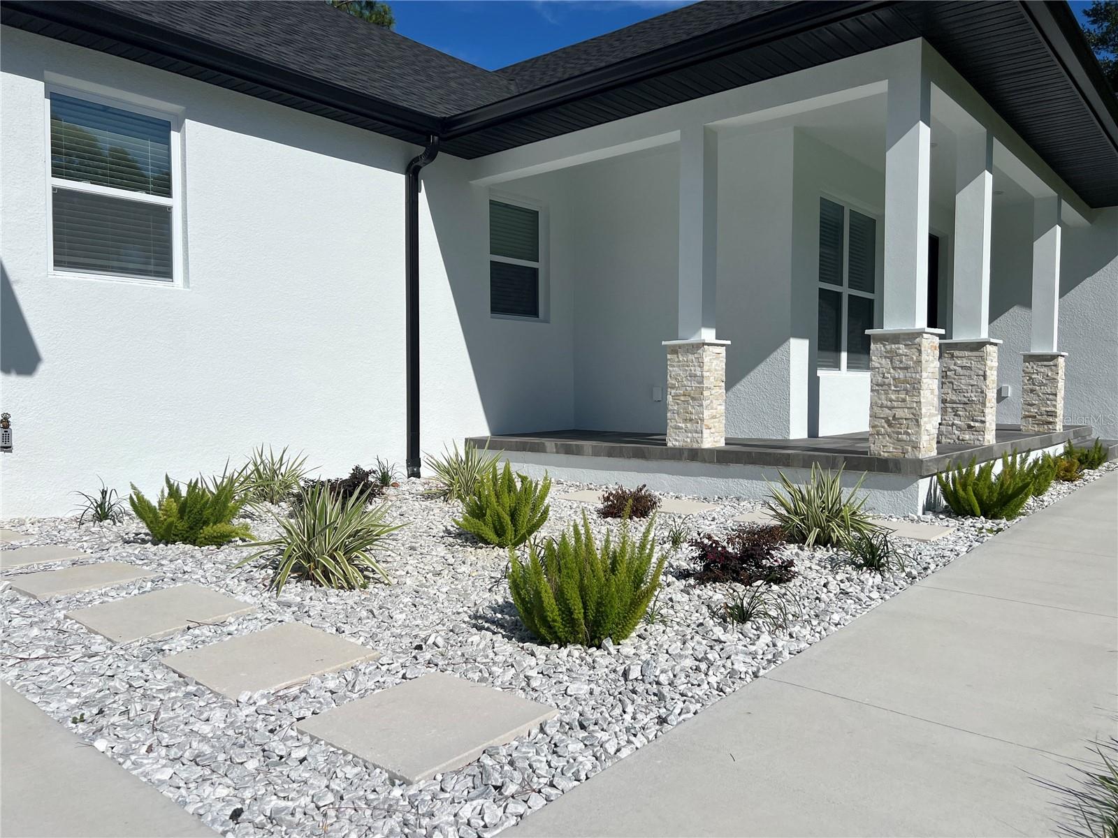 Image 5 of 46 For 140 Mitnik Drive